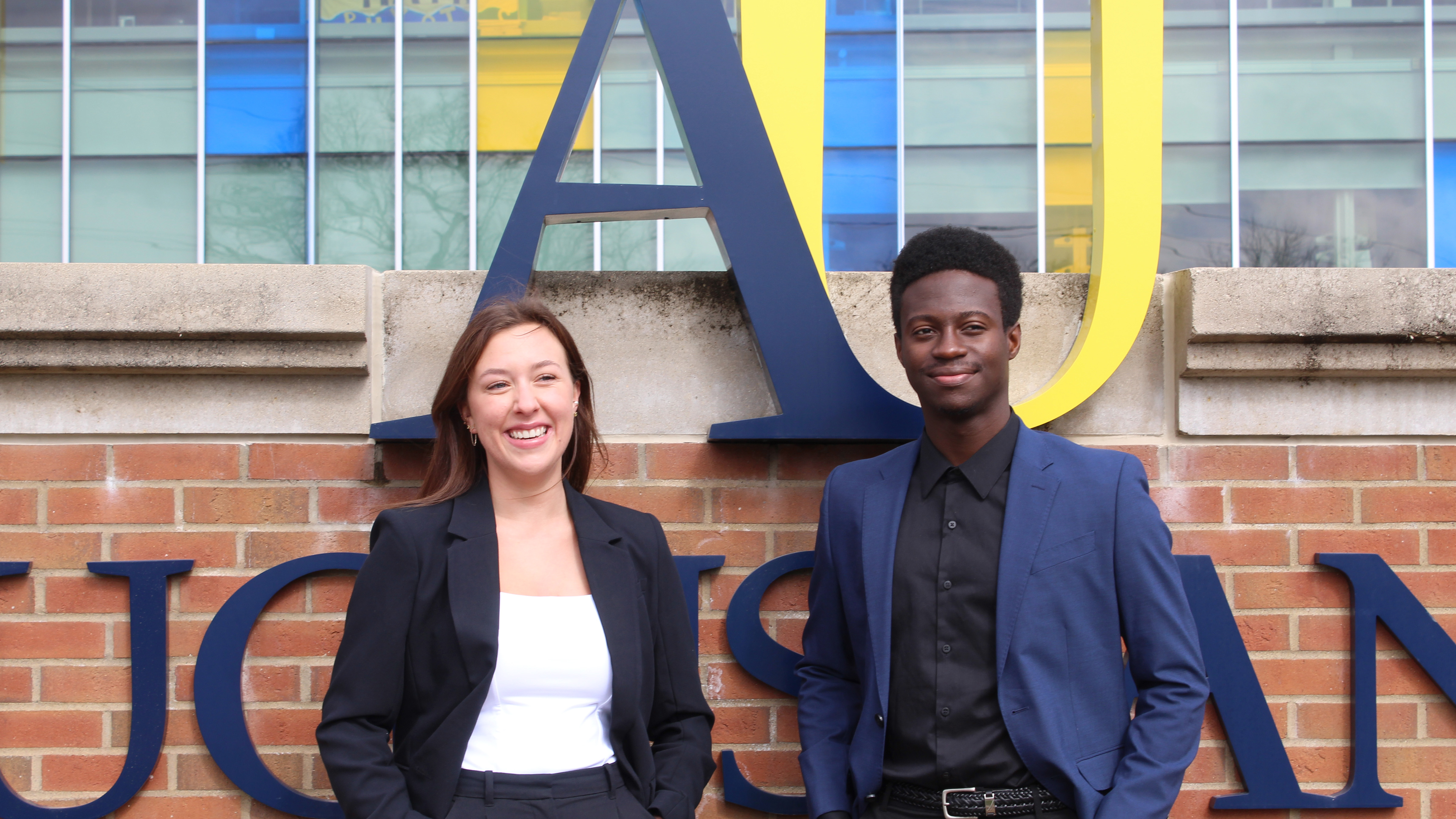 Lauren &amp; Henry AU Sign