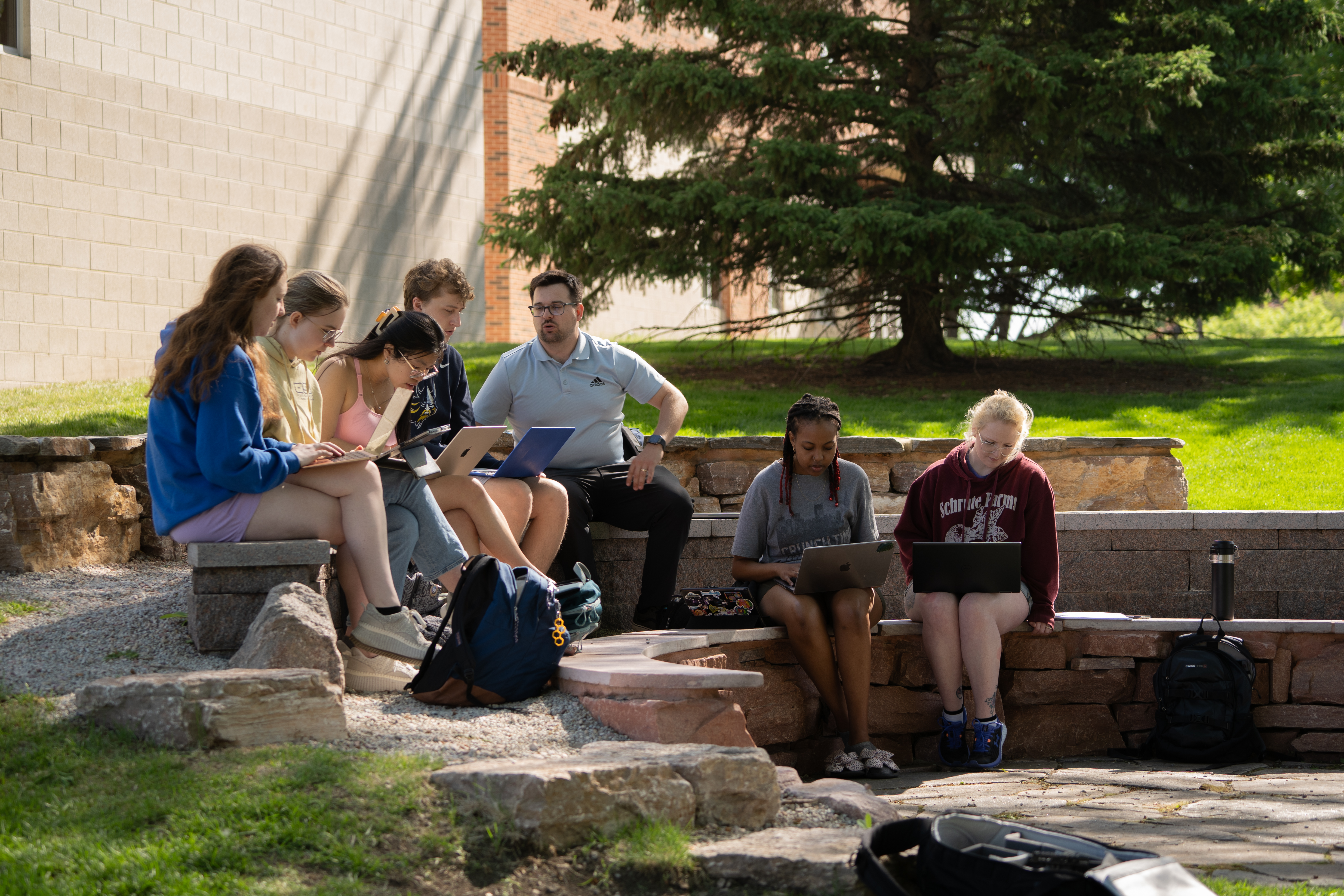 Outdoor Campus