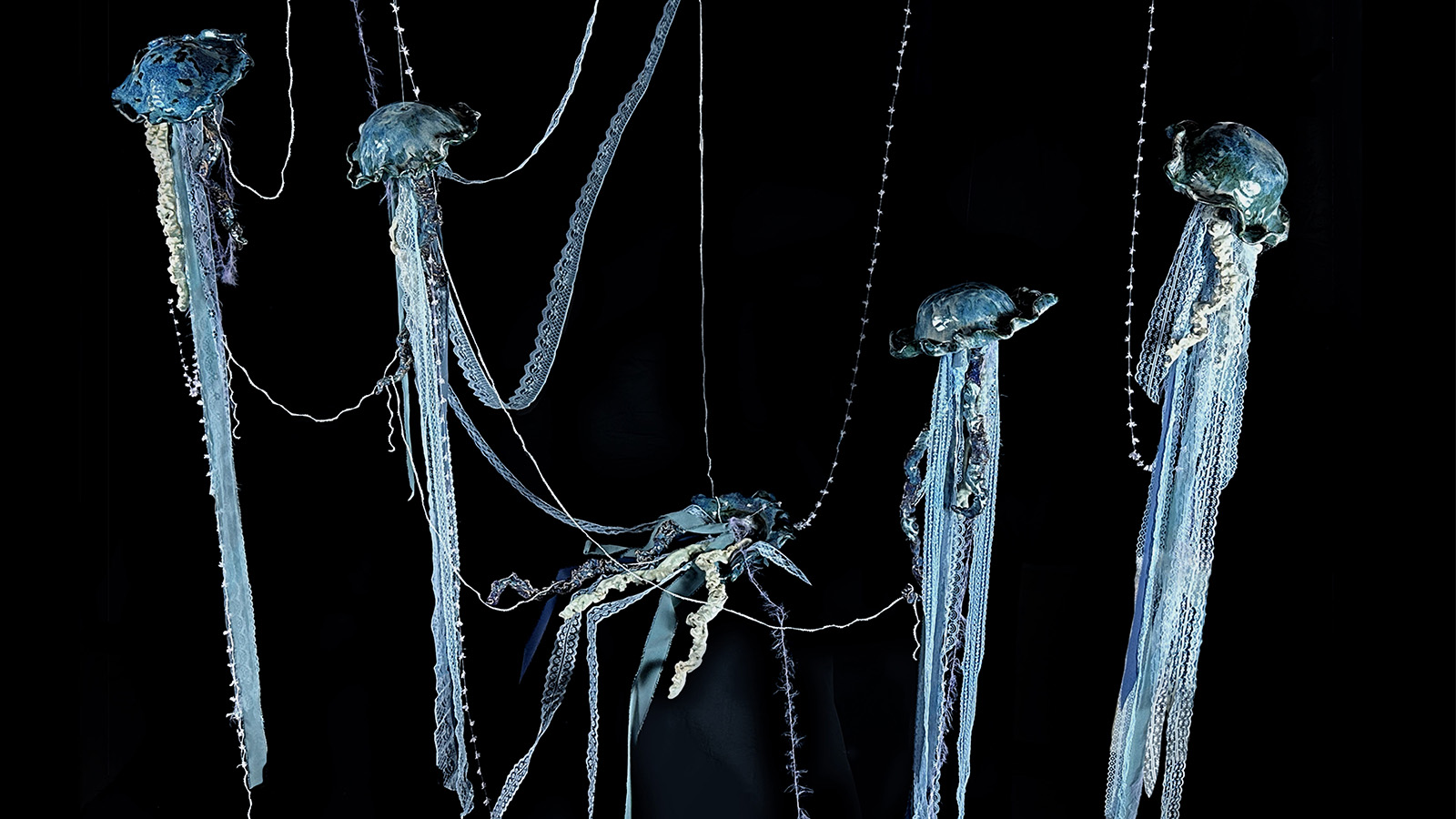 Em Powers, Hanging Medusa