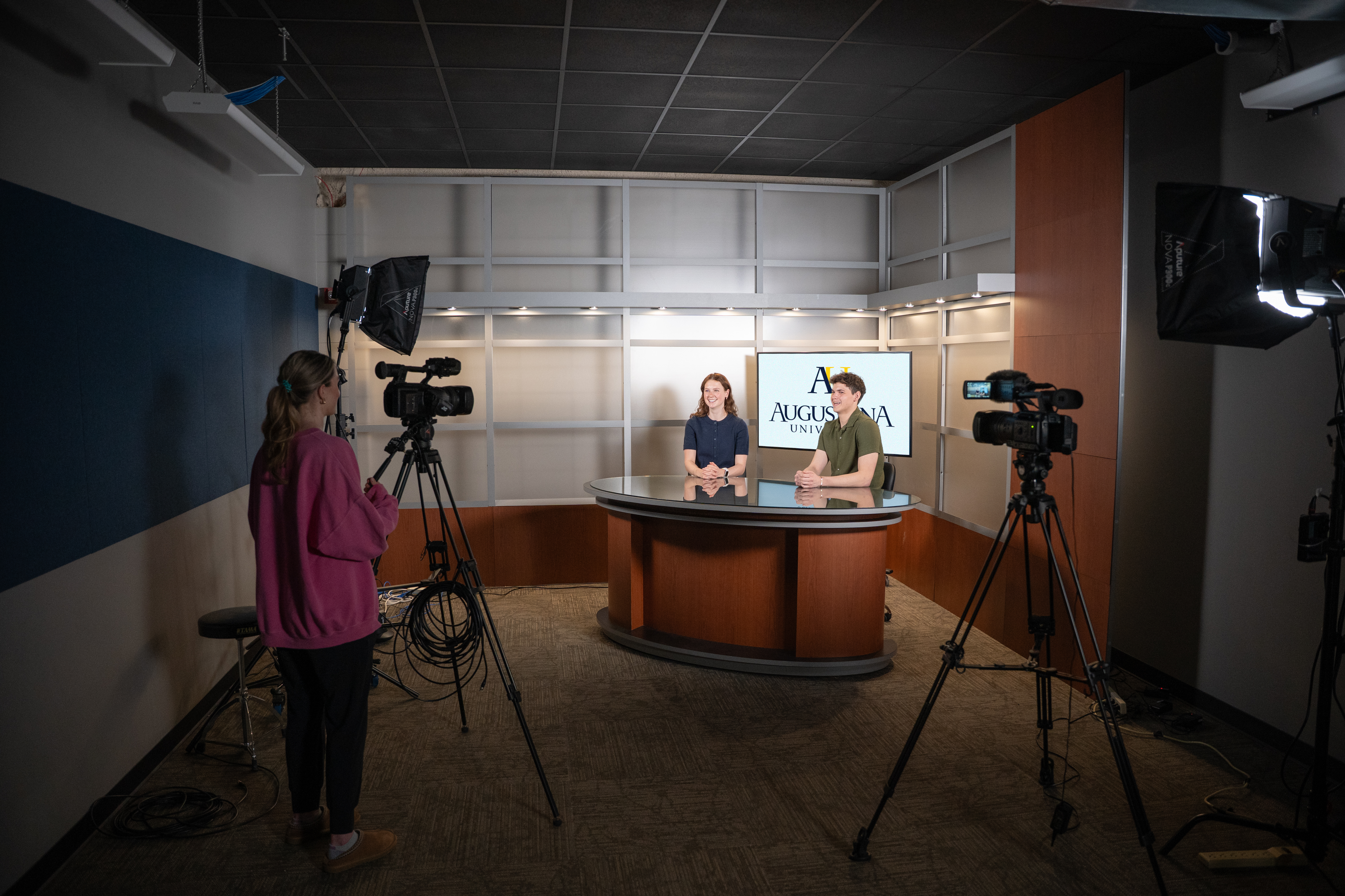 Midco Media Center AU