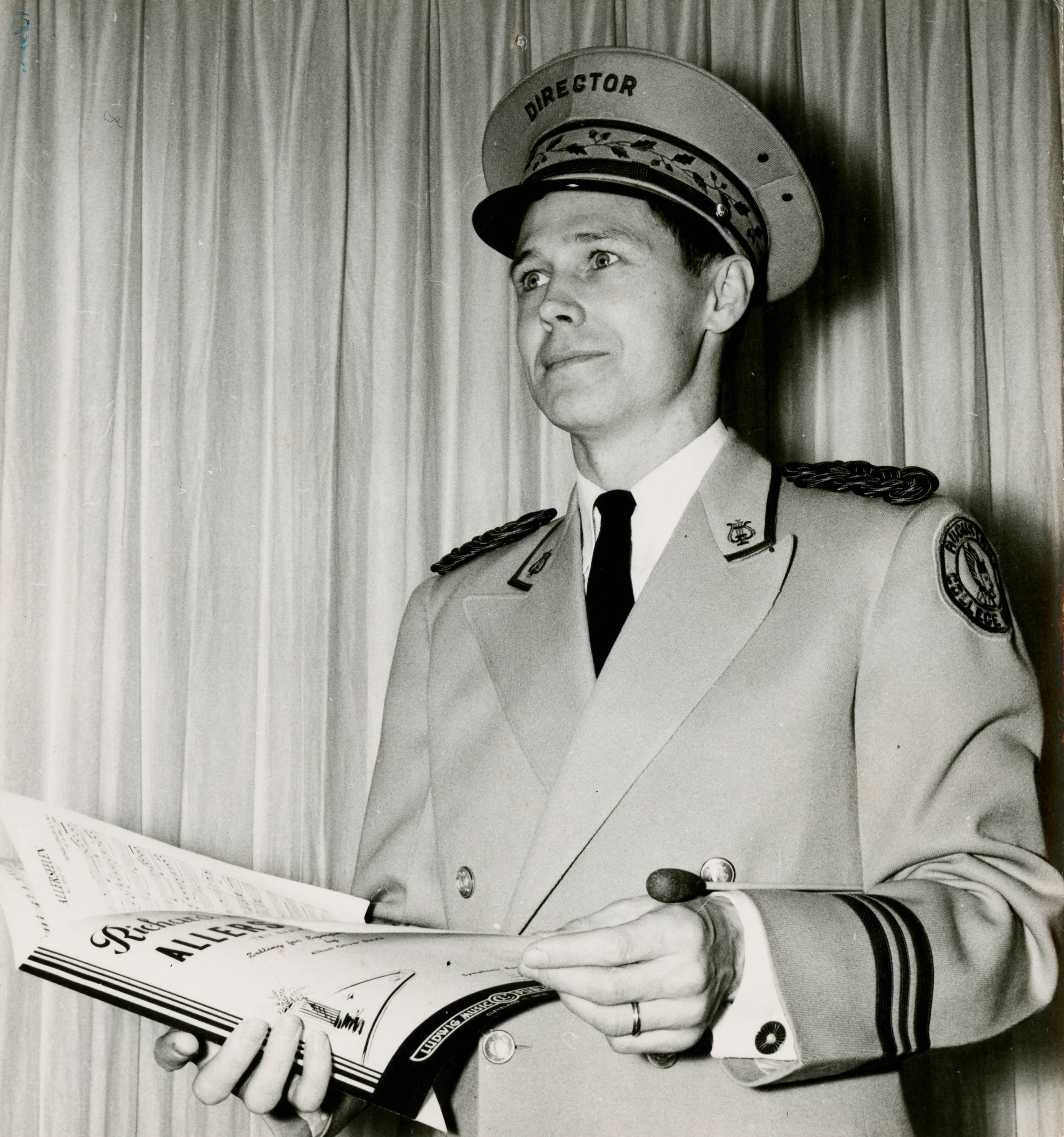 Dr. Lelland Lillehaug