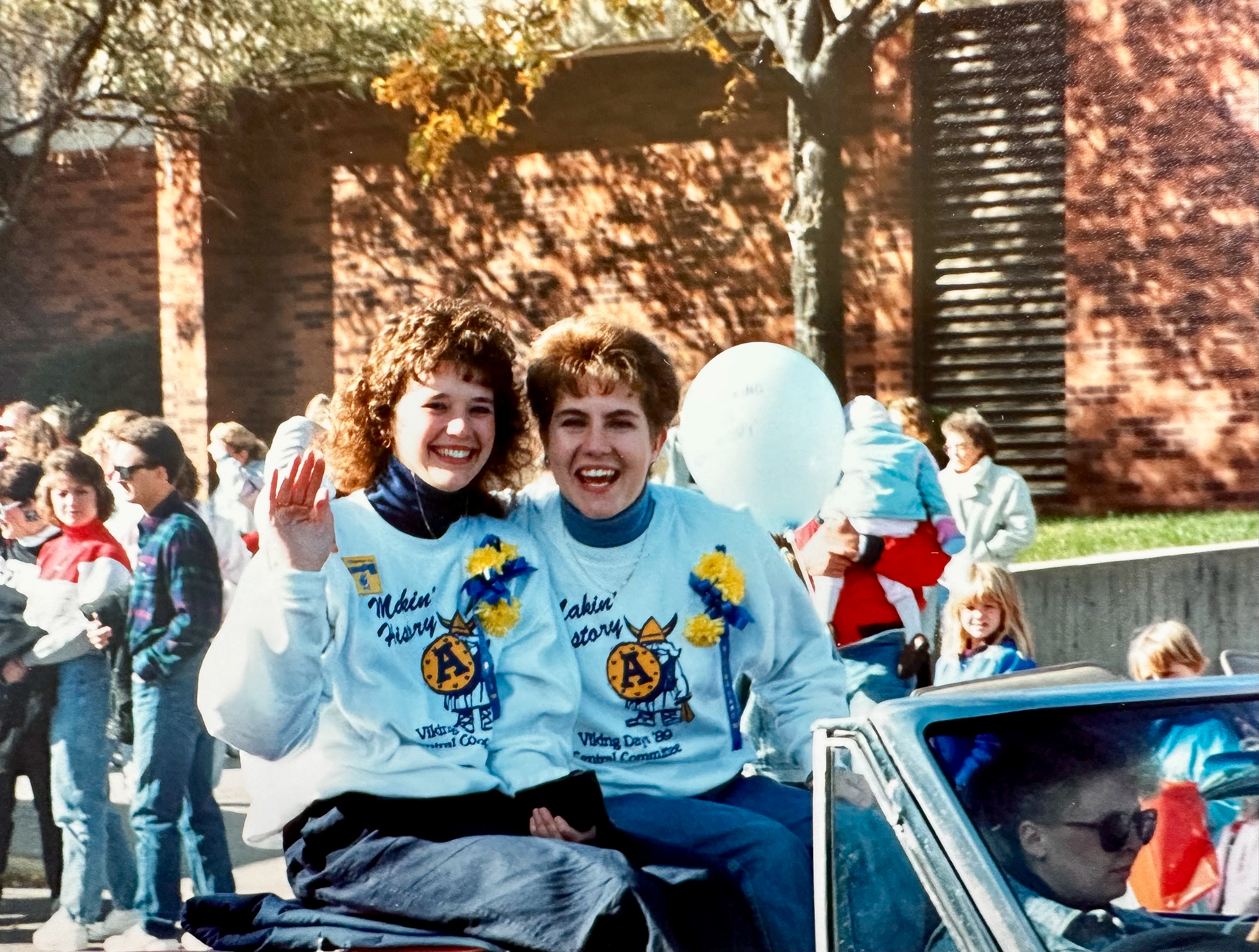 Beth (Saxvik) Boyens '90) & Mary (McConahie) Toso 