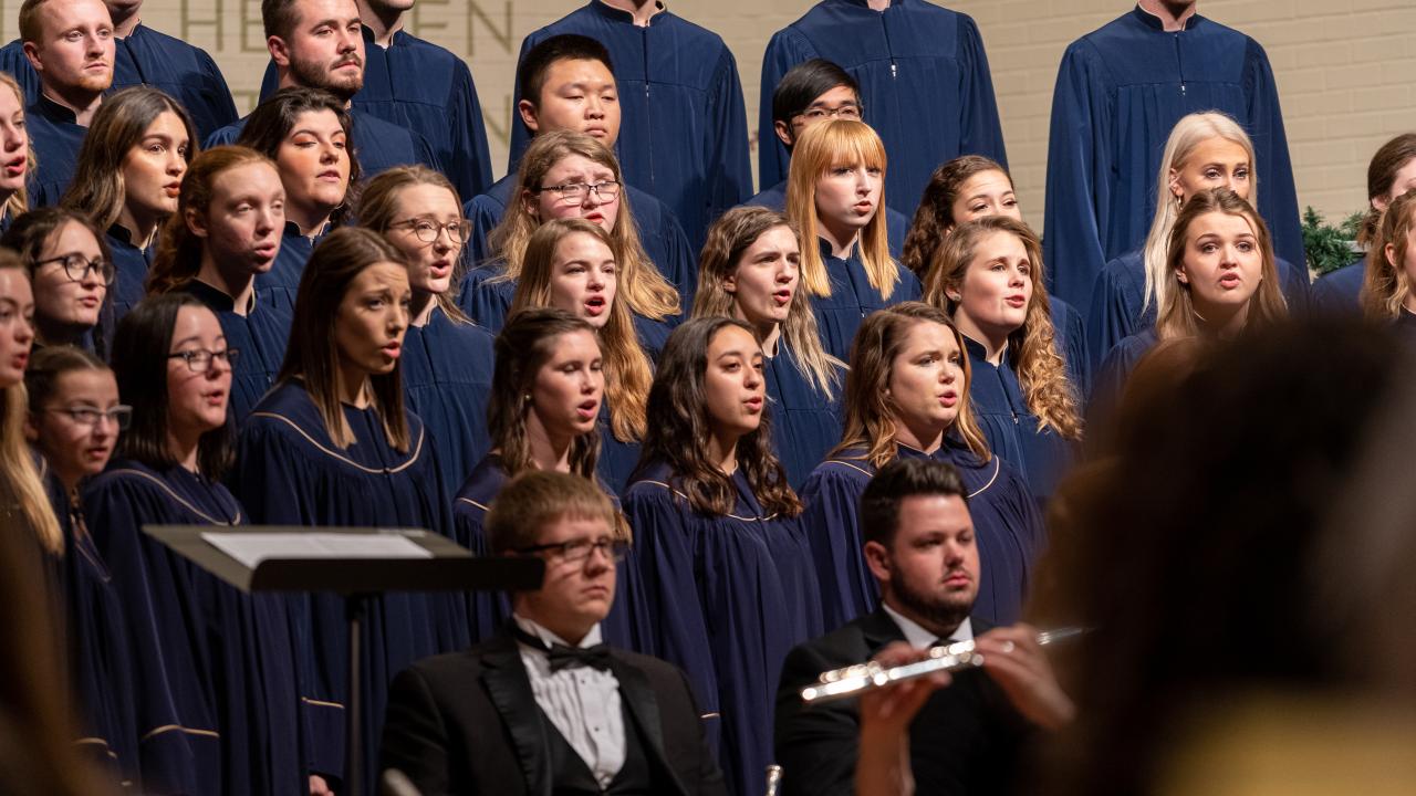 AU choir singing at Vespers