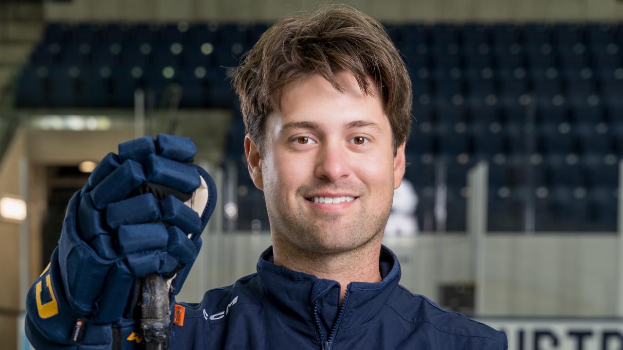 Head Coach Ben Prisbe