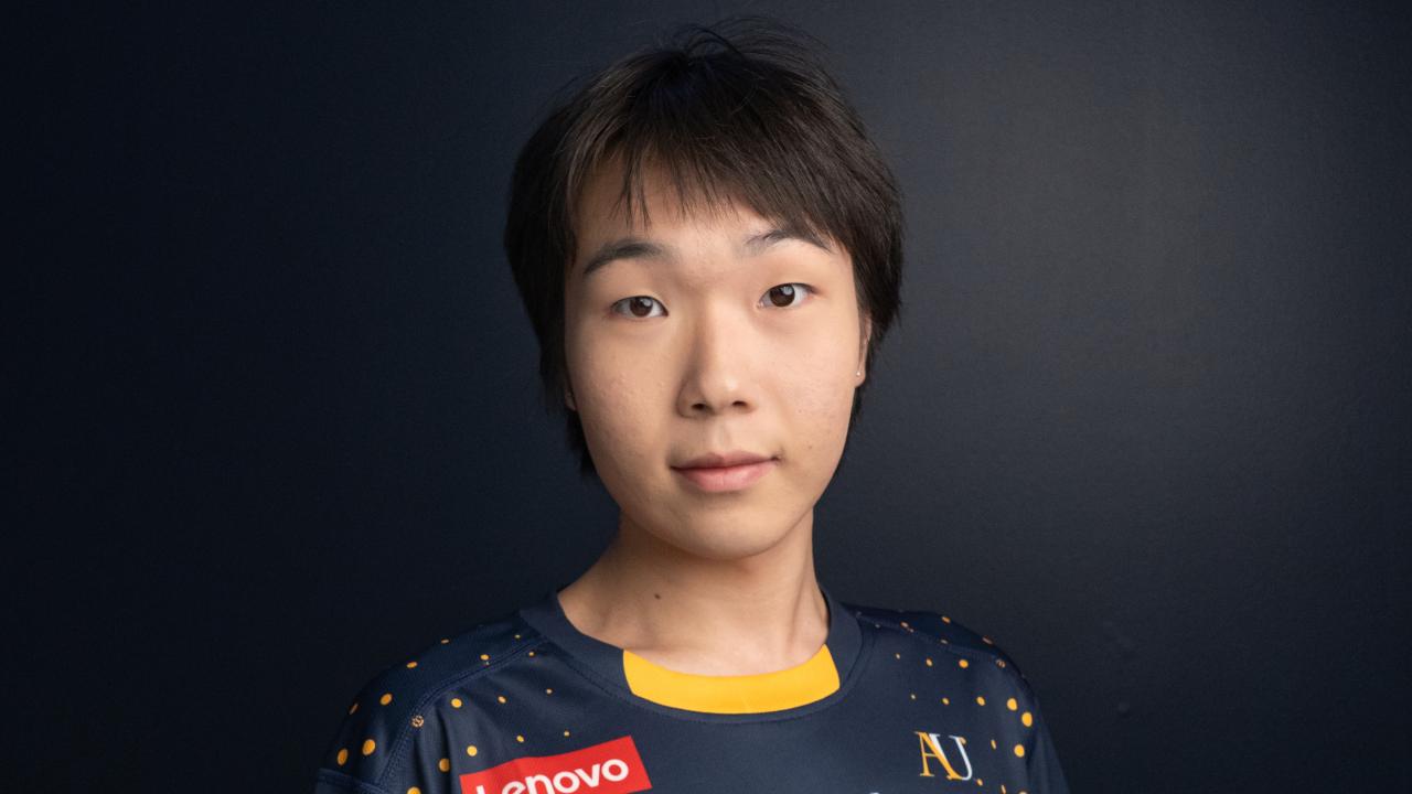 Andy Munkbaatar 2025-26