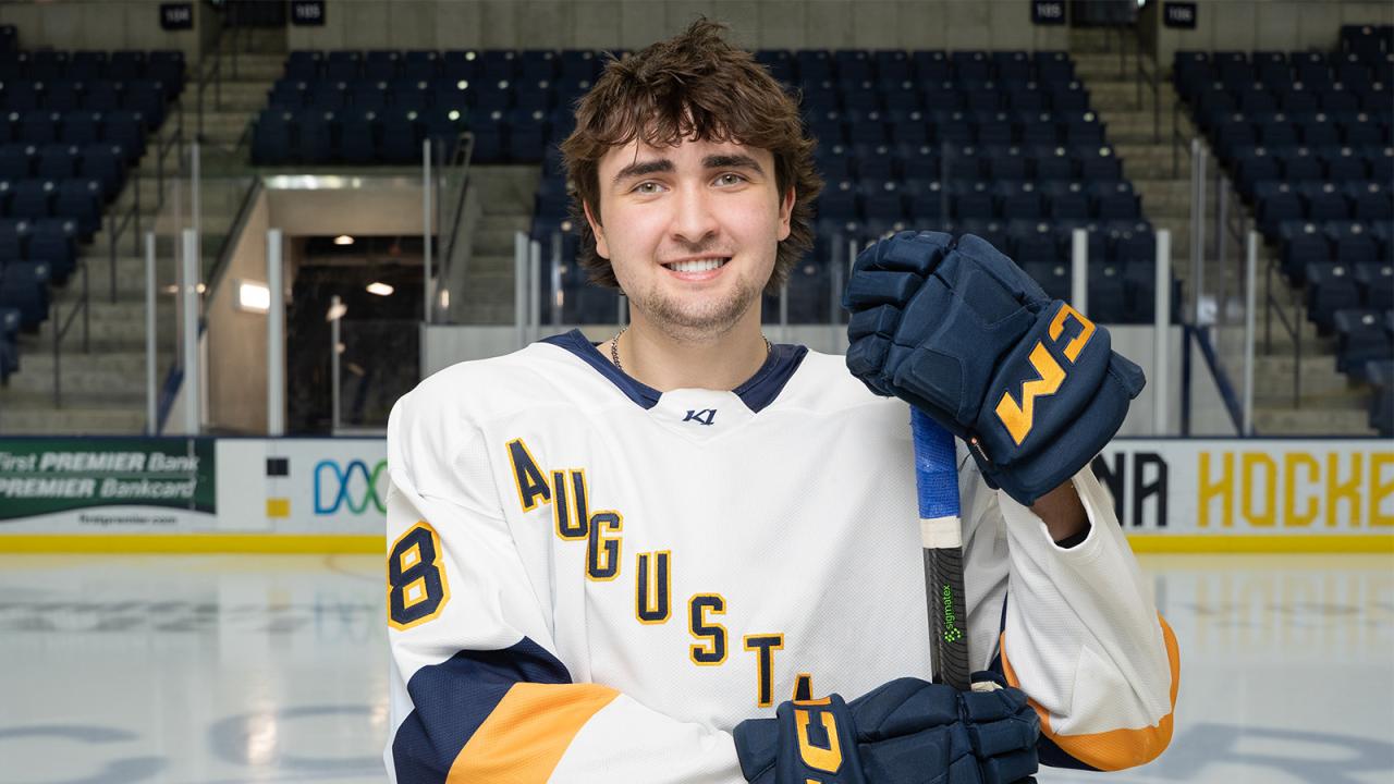 2025-26 Daylen Gibson