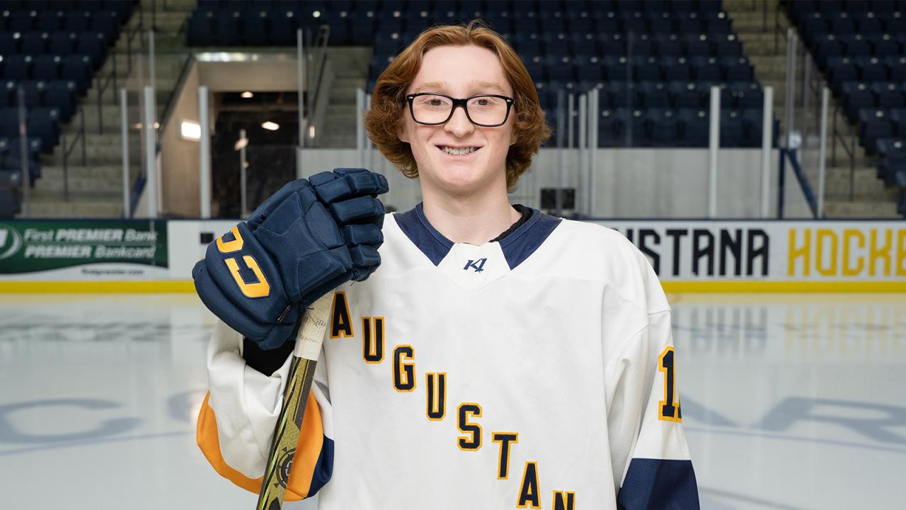 2025-26 Oliver Erickson