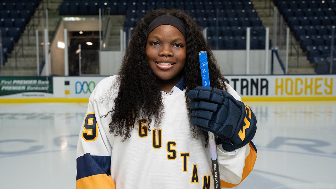 2025-26 Jazmyn Oakins