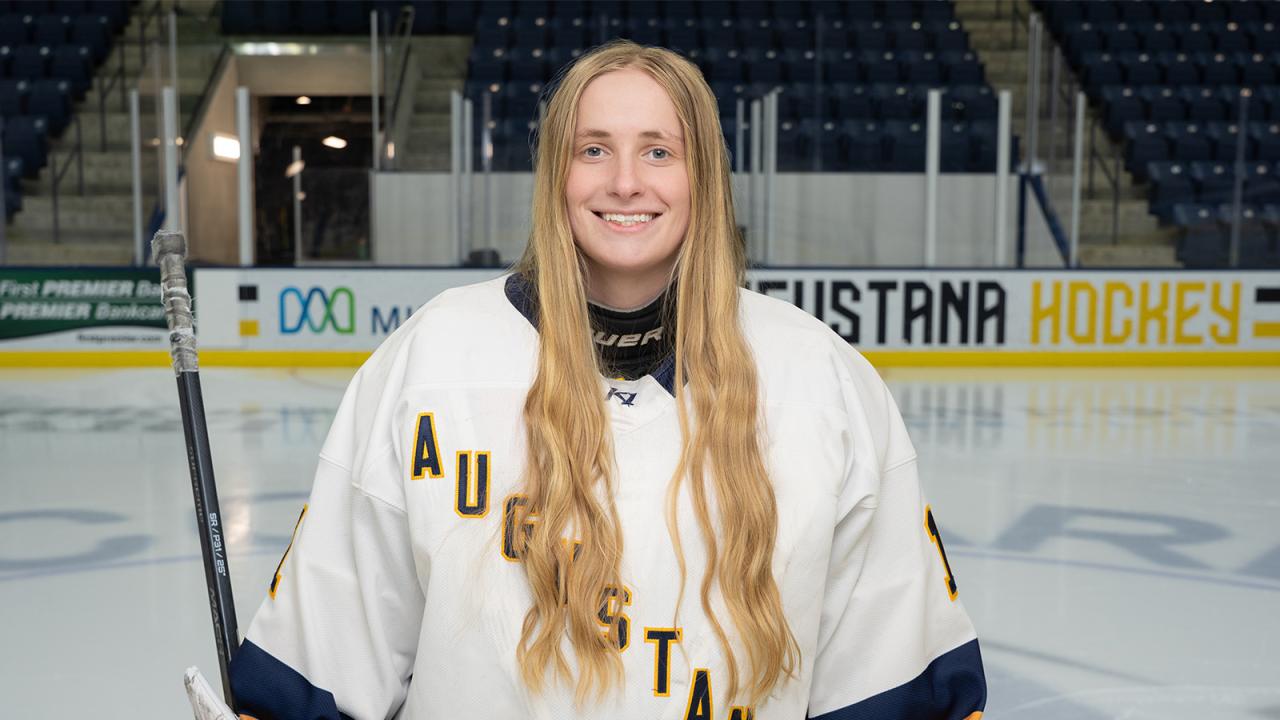 2025-26 Lexi Metcalf