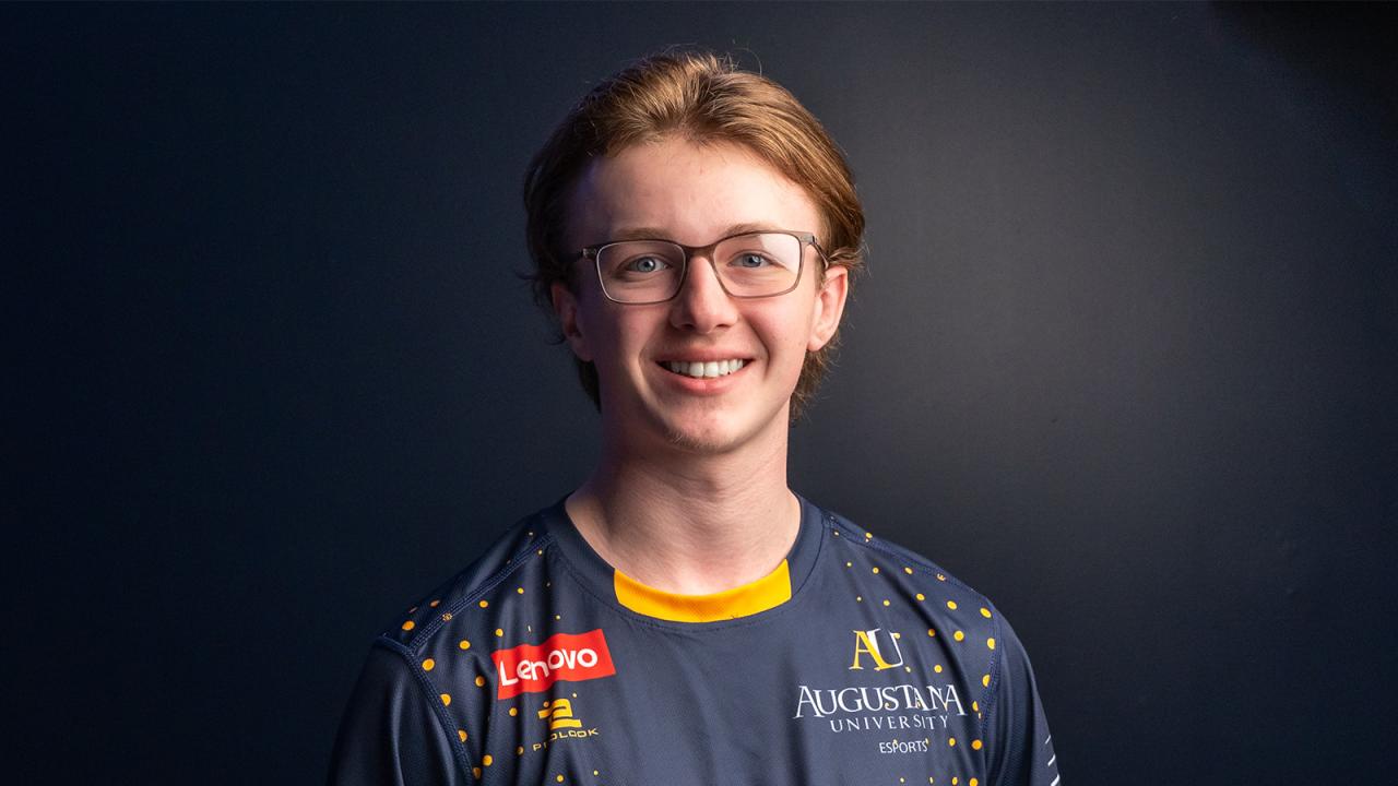 2025-26 Garrett Crossland