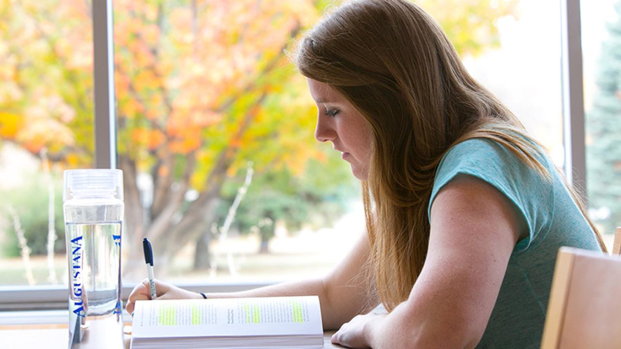 Student studying at Augustana