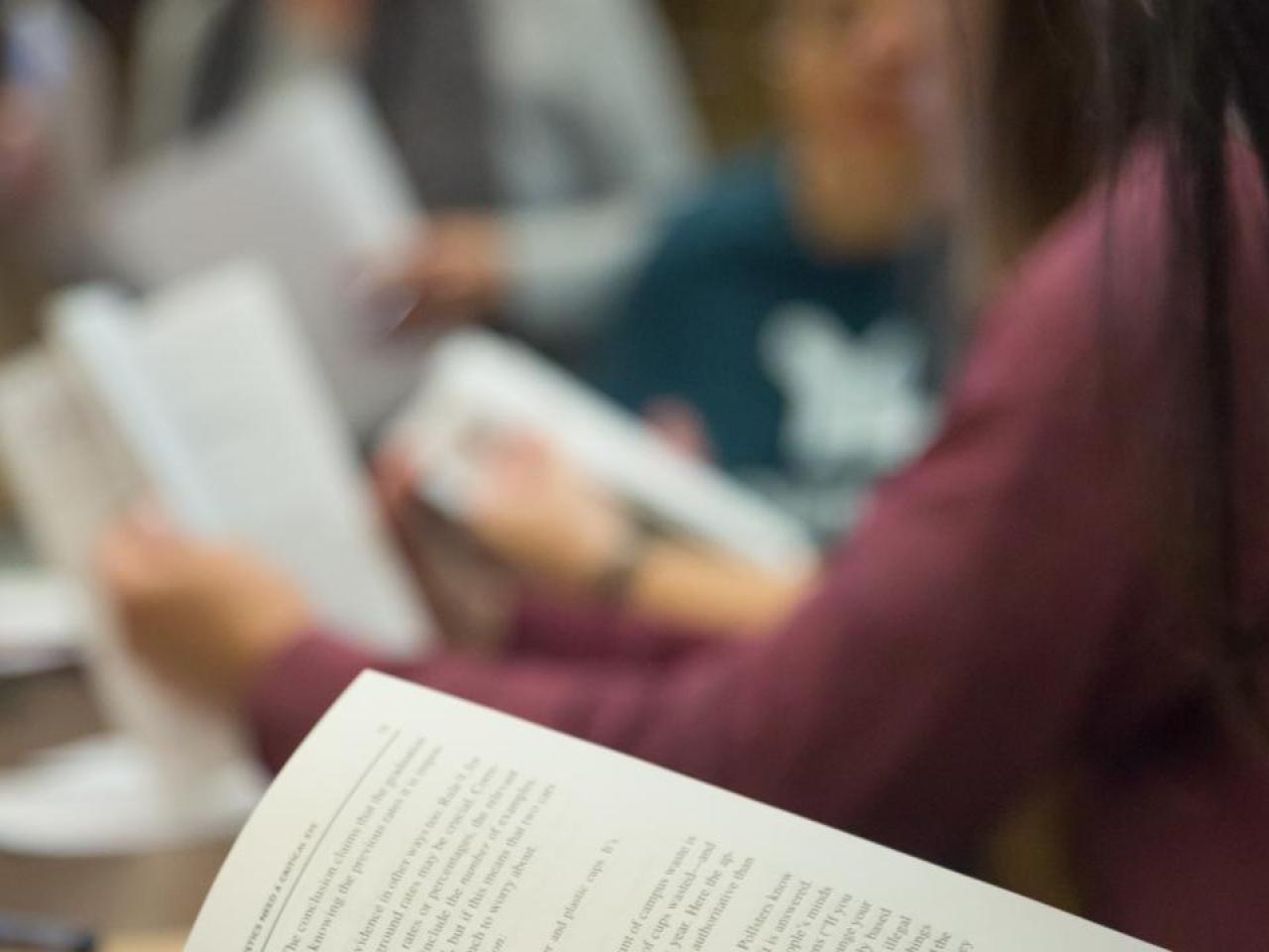 English major reading