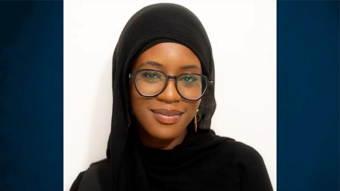 Zouhera on Navy Backgroun