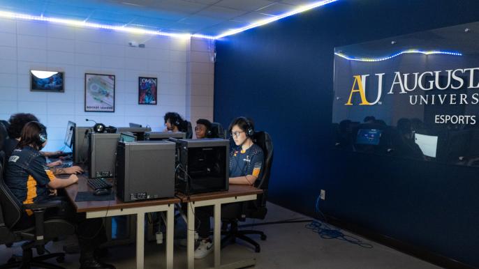 Augustana Esports Lab 2025-26